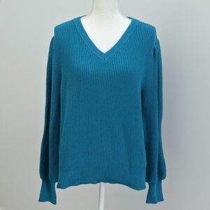 Liz Claiborne | Vibrant Turquoise Eyelash V-Neck Long Sleeve Sweater